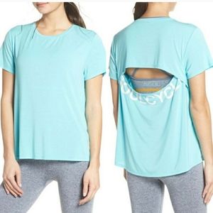 NWT Soulcycle spellout turquoise keyhole tee